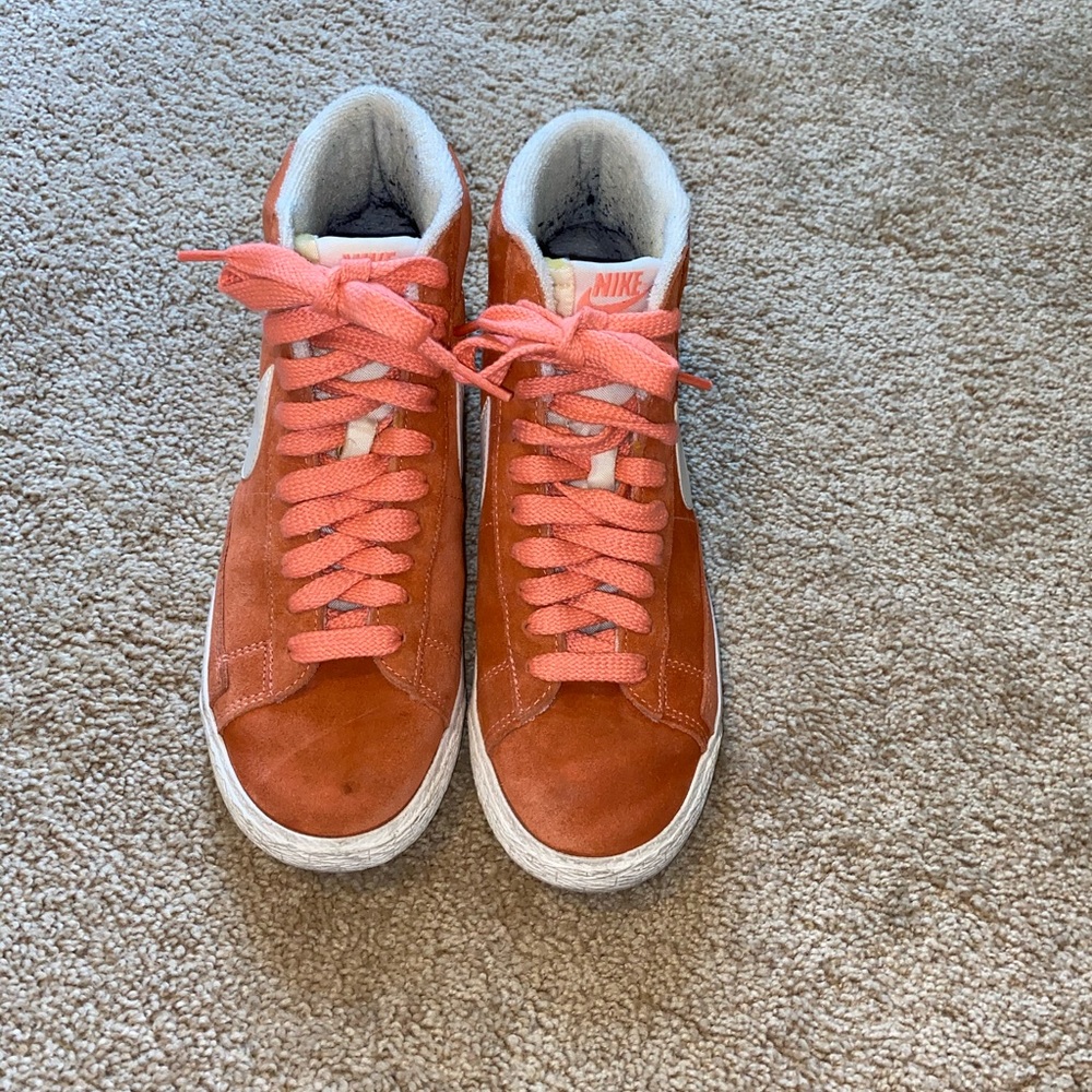 Nike high top shoes